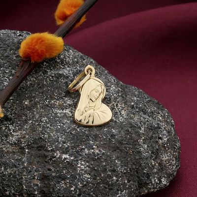 Image 2 of 18 carat gold pendant of Mary