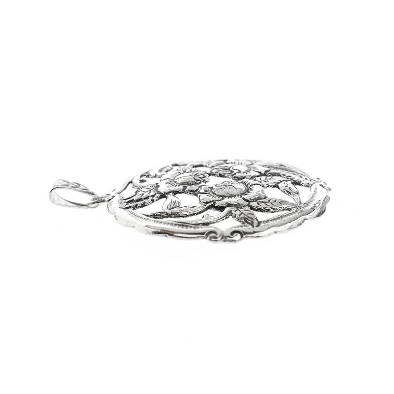 Image 4 of Silver floral pendant