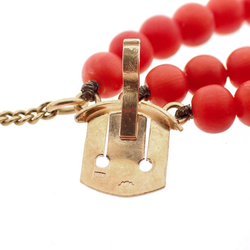 Image 8 of Red coral beads bracelet with gold clasp; Antique | Ø 60mm