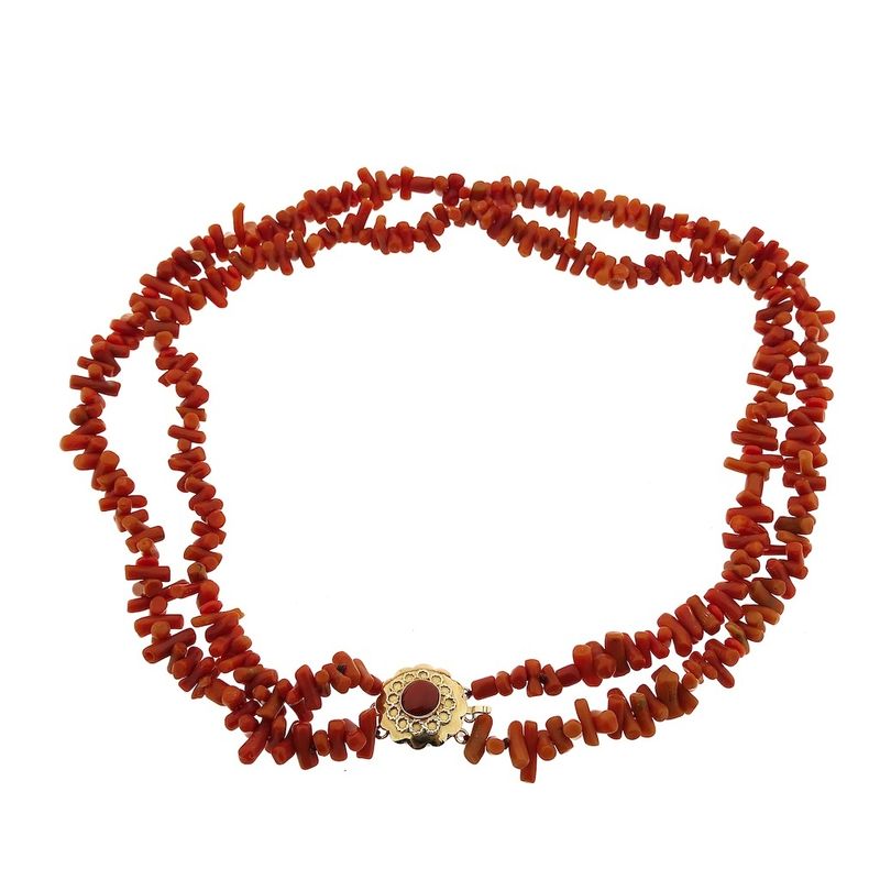 Image 3 of Blood coral bead necklace with gold clasp; Antique | 41 cm
