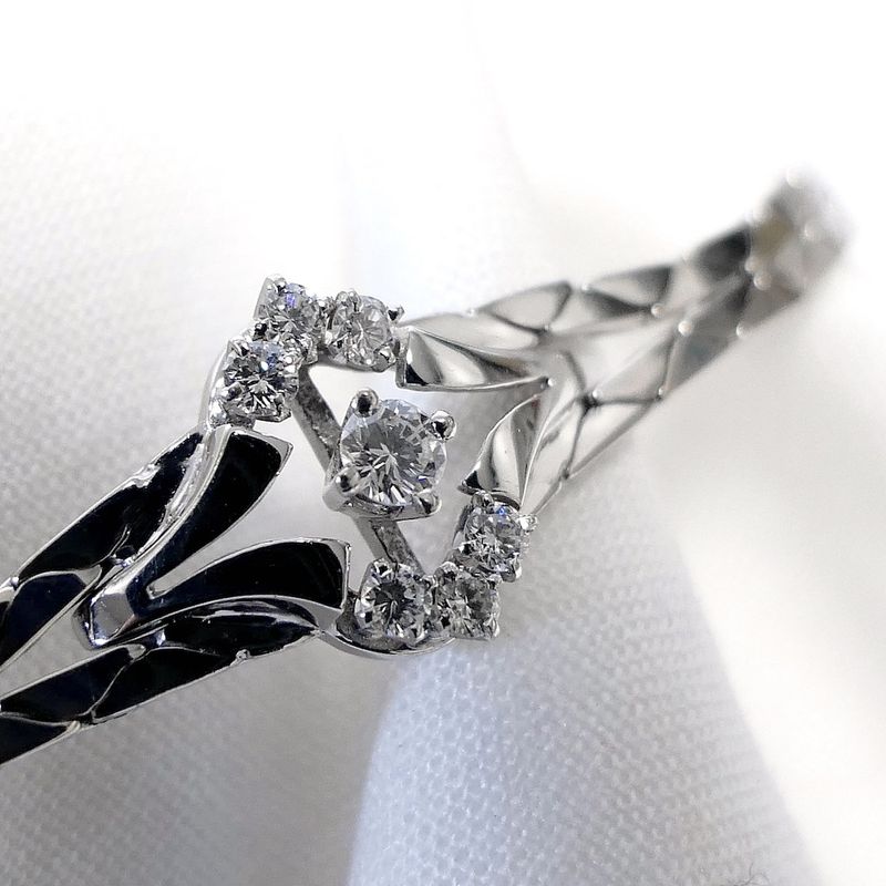 Image 8 of White gold cobra link bracelet with diamonds