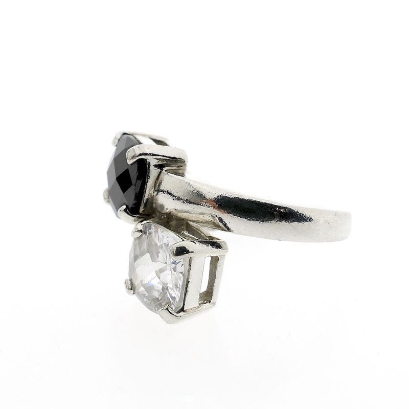 Image 6 of Silver Toi et moi ring with zirconia