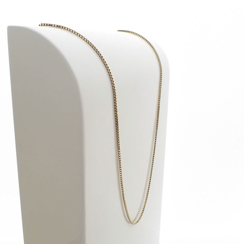 Image 4 of Golden Venetian link chain