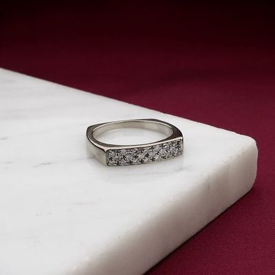 White Gold Ring with Diamond; 0.23 ct; 18 Karat; Size 17.75 Image 2 of White Gold Ring with Diamond; 0.23 ct; 18 Karat; Size 17.75
