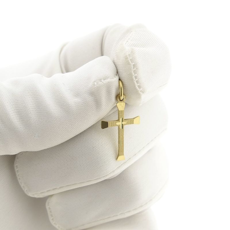 Image 11 of Gold pendant of a cross