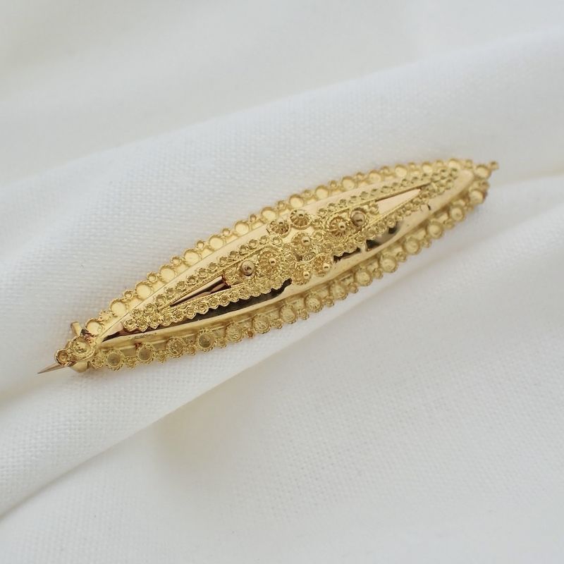 Image 4 of Vintage gold brooch | filigree technique