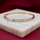 Afbeelding 2 van Bicolor gouden slavenarmband met diamanten; Maat M/L