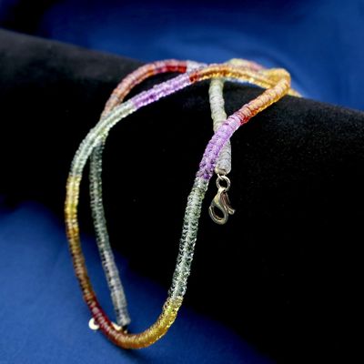 Multicolored sapphire bead necklace with gold clasp | 45 cm Image 2 of Multicolored sapphire bead necklace with gold clasp | 45 cm