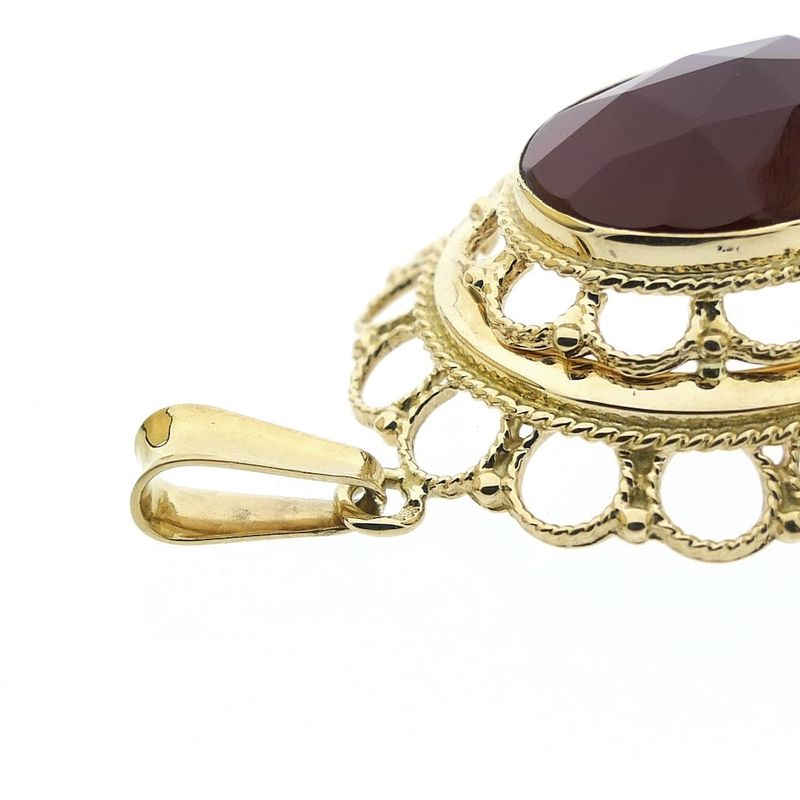 Image 6 of Vintage gold pendant with garnet