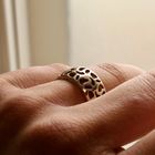 Afbeelding 7 van Vintage brede gouden ring met een open patroon