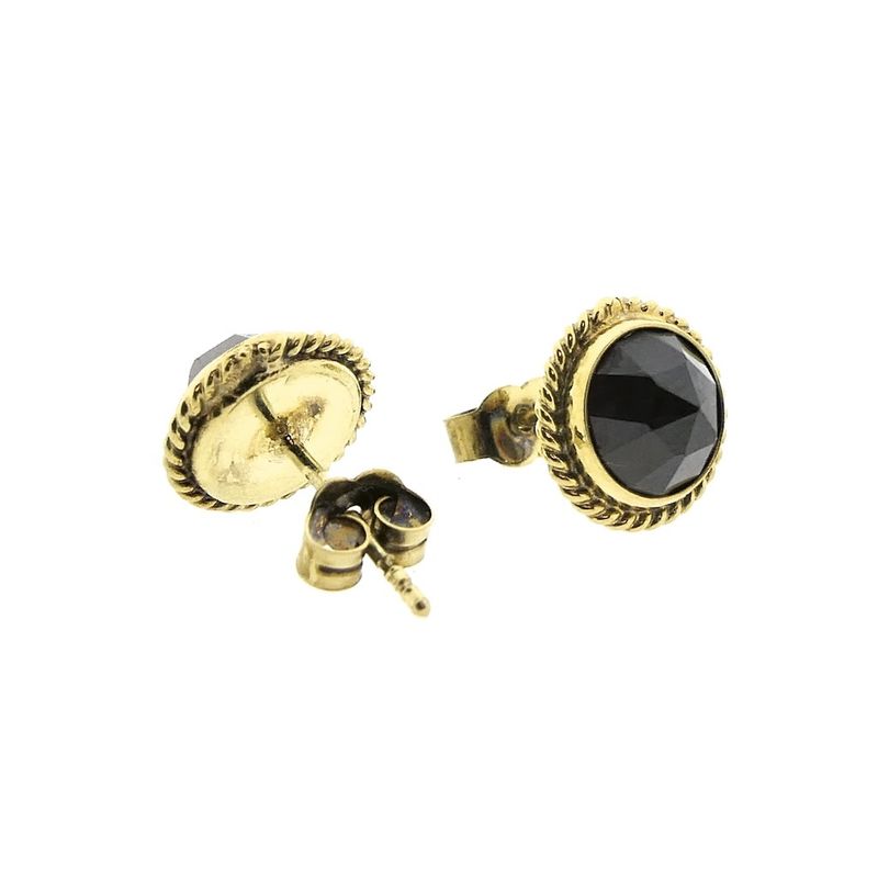 Image 6 of Gold stud earrings with garnet