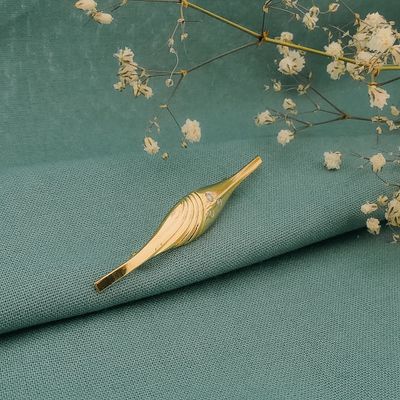 Image 2 of Gold brooch with diamond