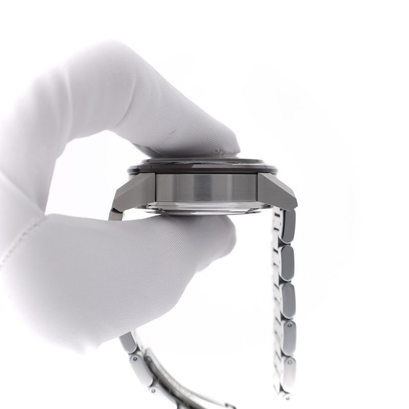 Image 13 of TAG Heuer Carrera 'Calibre 01' CAR201U; Chronograph men's watch