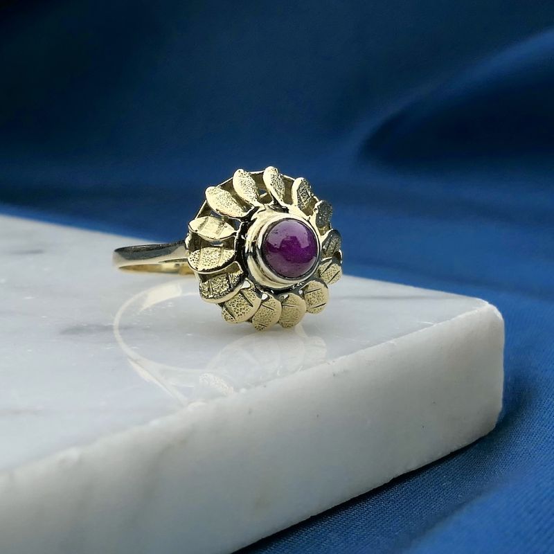 Image 8 of Vintage gold floral ring with ruby