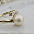 Image 3 of Gold ring with pearl and diamonds | 0.21 ct.