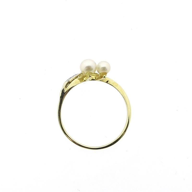 Image 5 of 8 carat ring with pearl and diamond; 0.07 ct.