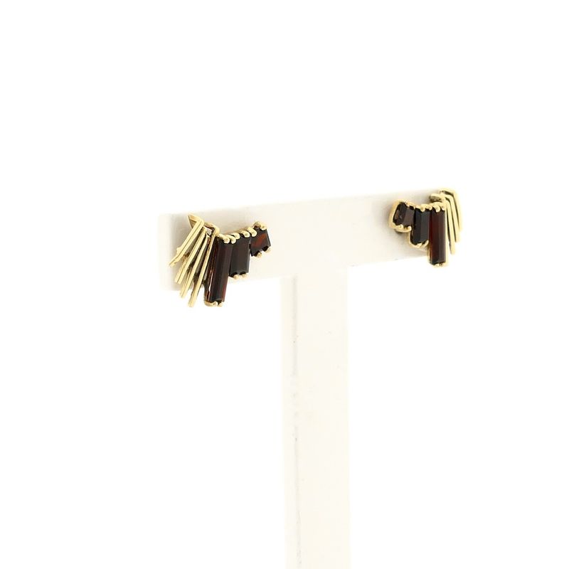 Image 4 of Gold stud earrings with garnet