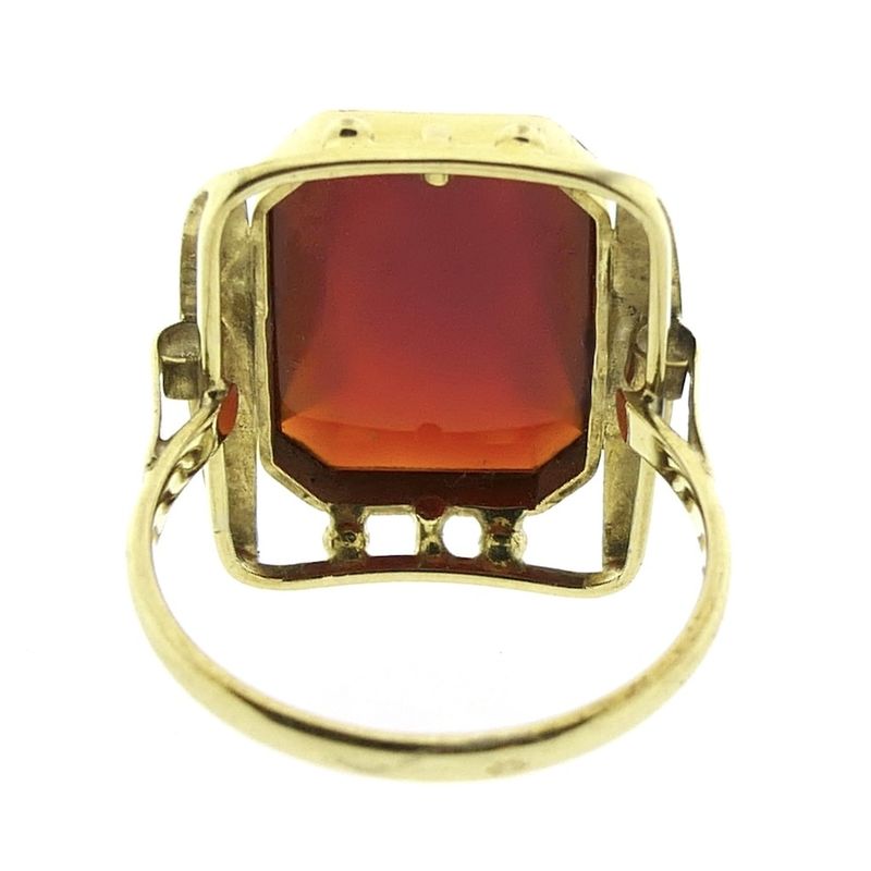 Image 6 of Vintage gold ring with carnelian.