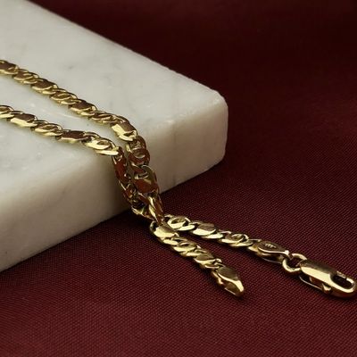 Gold closed Figaro link bracelet | 19 cm Image 2 of Gold closed Figaro link bracelet | 19 cm