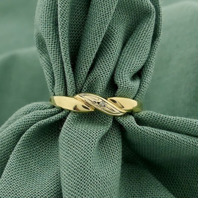 Image 2 of Gold ring with diamond | 0.005 ct.