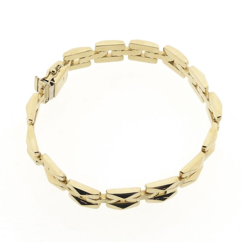 Image 4 of Gold Bismarck link bracelet