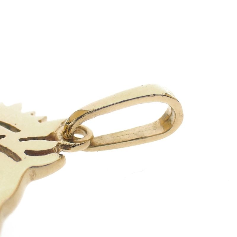 Image 6 of Gold pendant of a horse's head