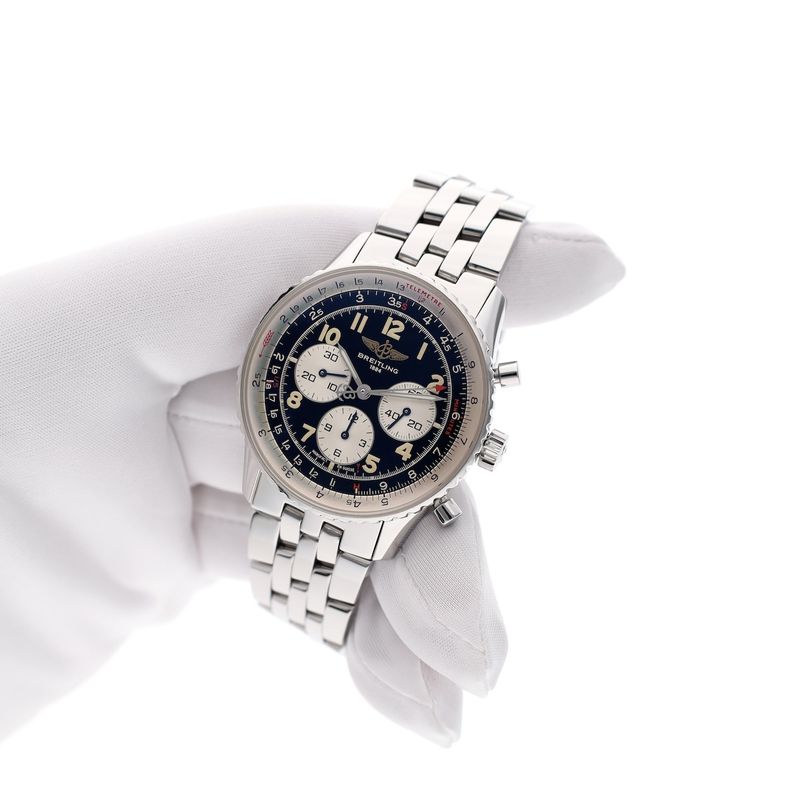 Image 7 of Breitling Navitimer '92 Chronograph A30022; Automatic men's watch