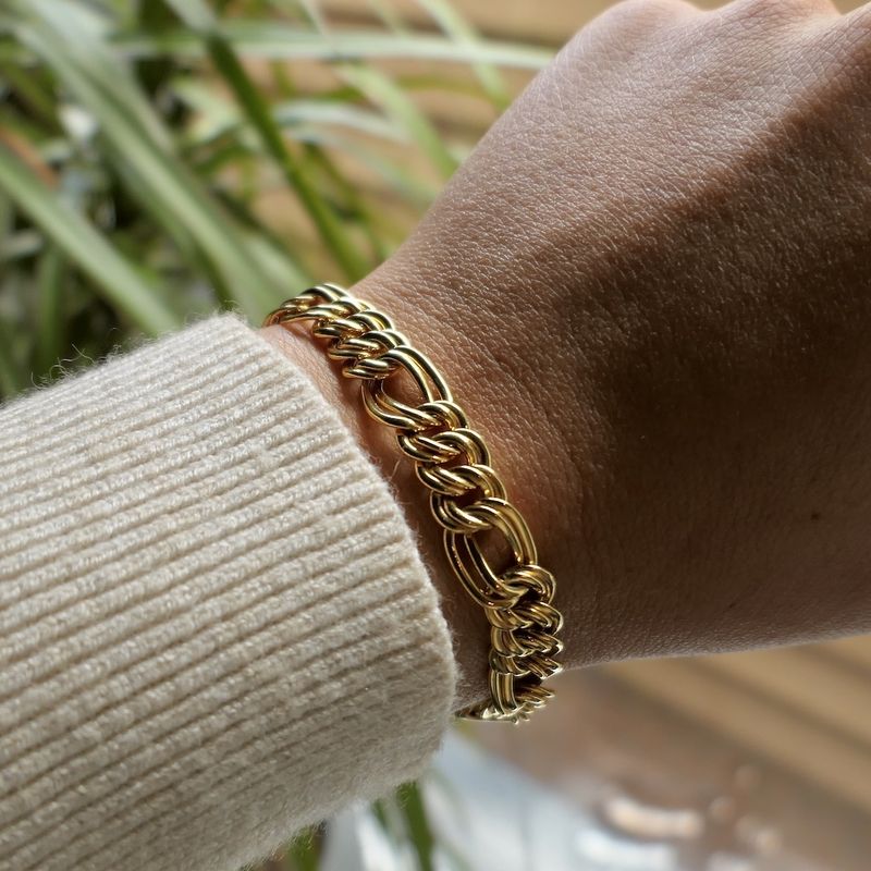 Image 10 of Gold flat Figaro/Prince of Wales bracelet