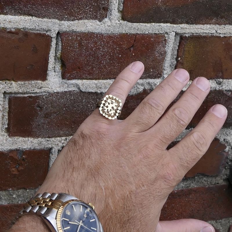 Image 6 of Golden artistic ring