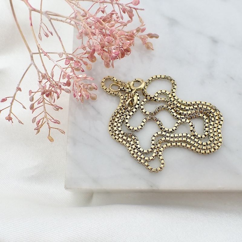 Image 2 of Golden Venetian link chain