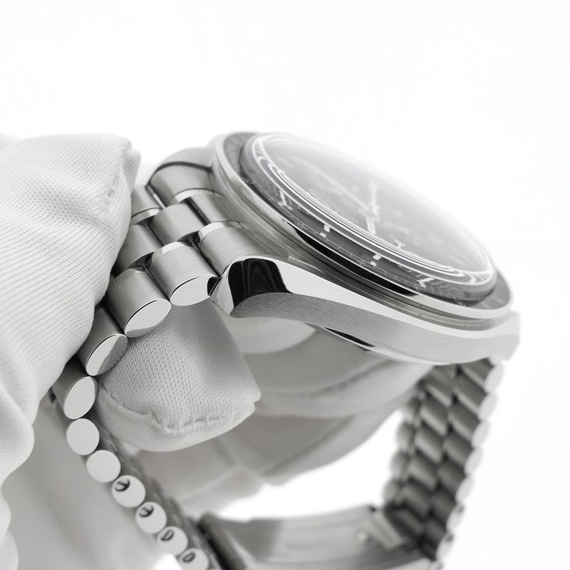 Image 12 of Omega Speedmaster Moonwatch 'Double Sapphire' 310.30.42.50.01.002; Chronograph men's watch