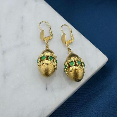 Gold earrings with chrysoprase Image 2 of Gold earrings with chrysoprase