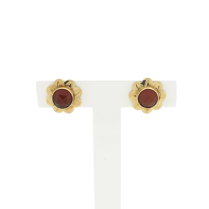 Image 1 of Gold stud earrings with carnelian | Vintage/antique