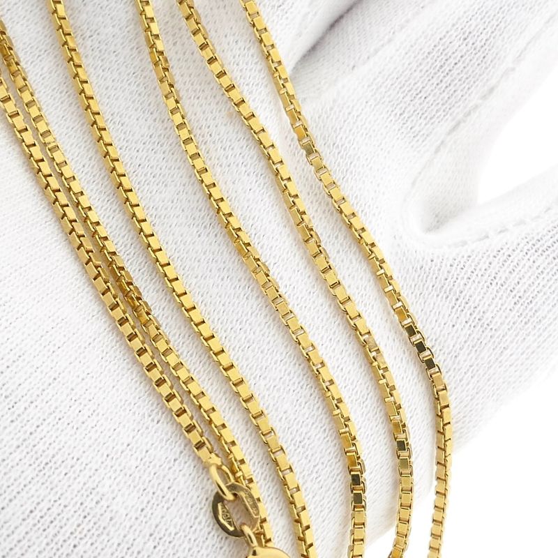 Image 8 of Golden Venetian link chain