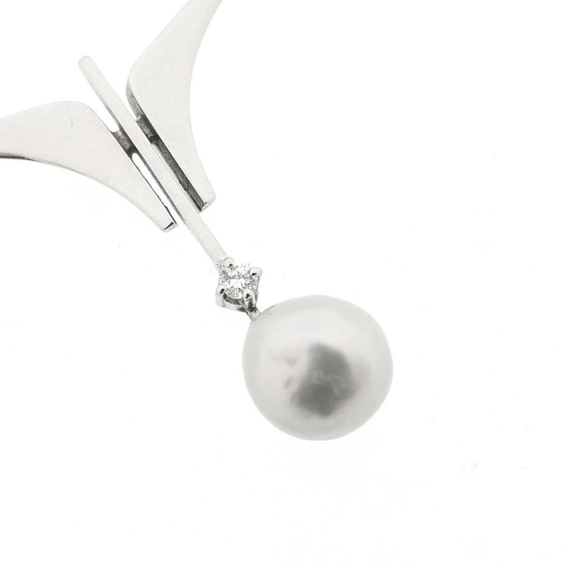 Image 5 of White gold necklace with pearl and diamond; 0.05 ct. | 44 cm
