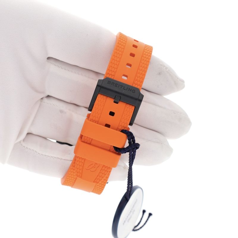 Image 12 of Breitling Endurance Pro 'Orange' X82310; Chronograph men's watch