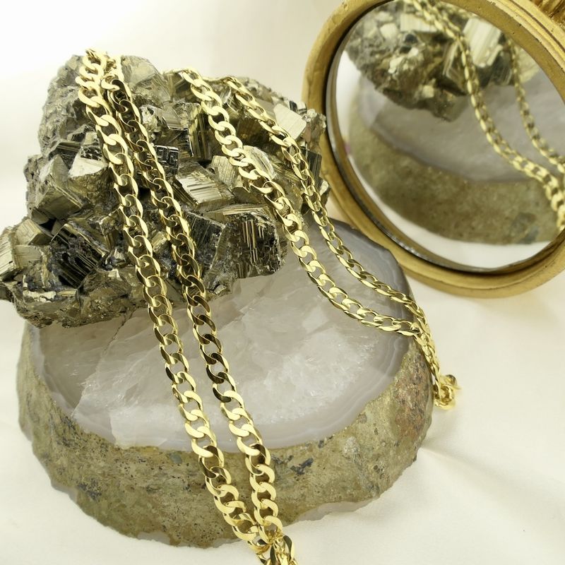 Image 2 of Gold flat gourmet link chain | 60.5 cm