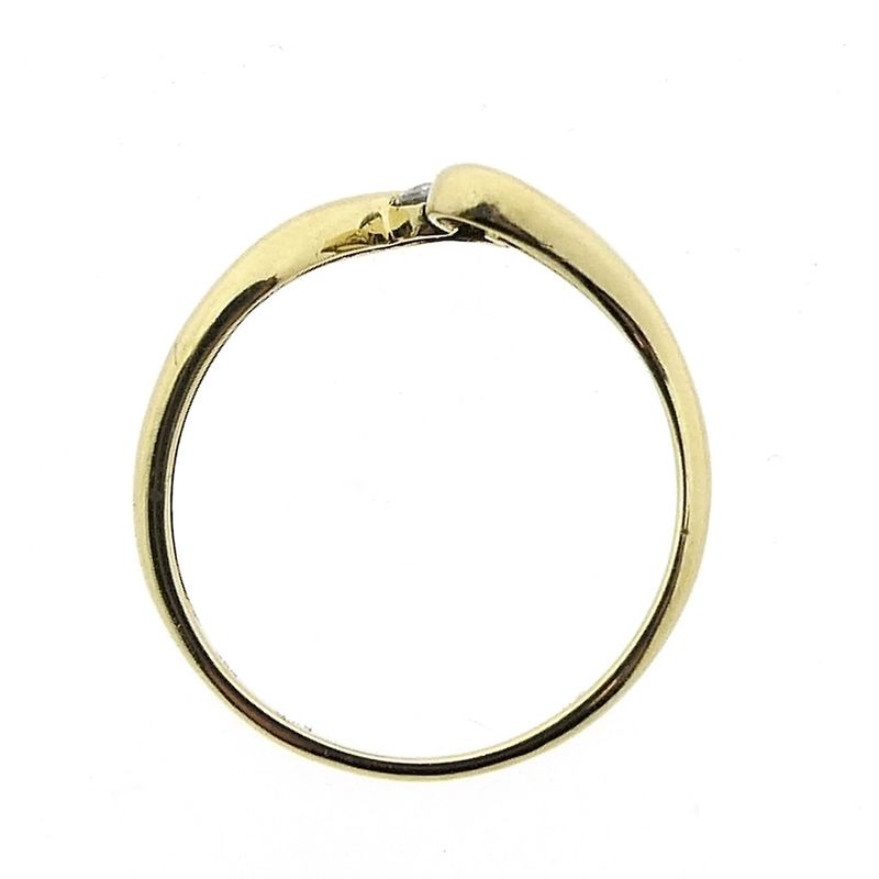 Image 8 of Gold ring with zirconia