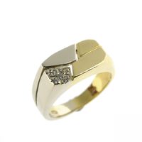 18-karat two-tone gold men's ring with a 0.05-ct diamond.