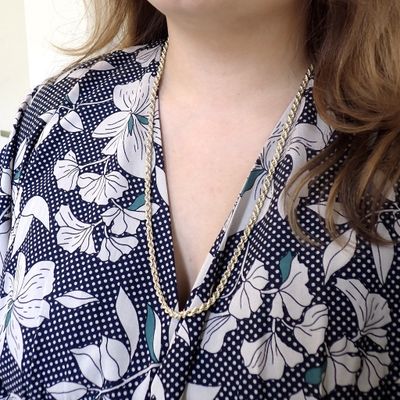 Image 2 of Gold long twisted link chain