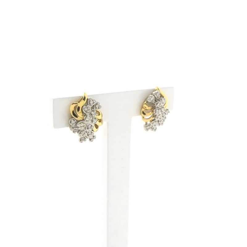 Image 4 of Gold fantasy stud earrings with diamonds | 0.14 ct.