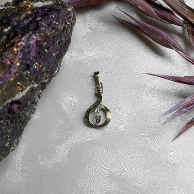 Image 2 of 8K Subtle pendant with diamond | 0.01 ct.