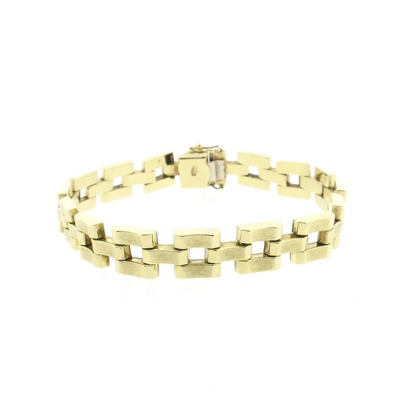 Image 3 of Gold Bismarck link bracelet