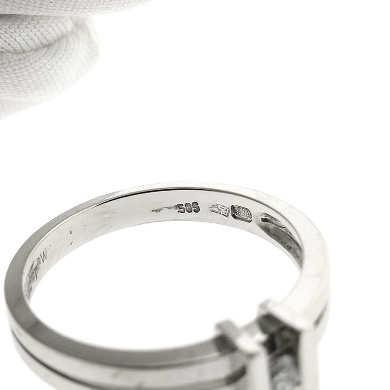 Image 4 of White gold solitaire ring with diamond; 0.09 ct.