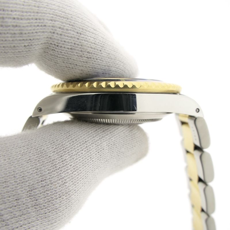 Image 14 of Rolex Submariner 16613LB; Gold/steel diving watch