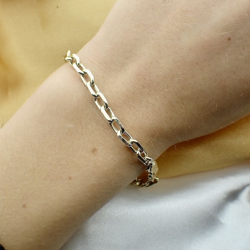 Image 6 of Gold anchor link bracelet | 20.5 cm