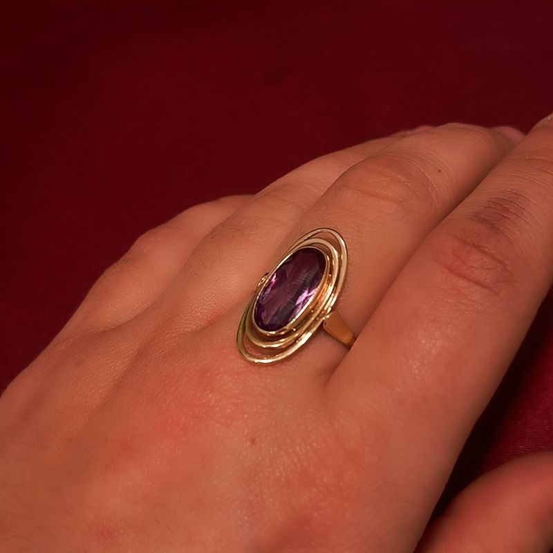 Image 4 of Gold ring with amethyst | Vintage