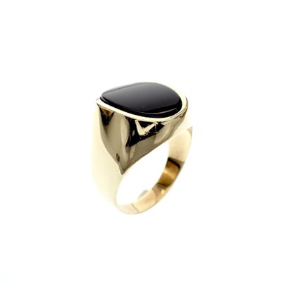 Image 1 of Gold signet ring with onyx