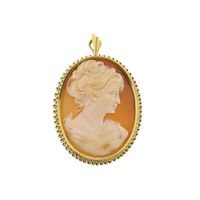 Antique gold brooch/pendant with cameo