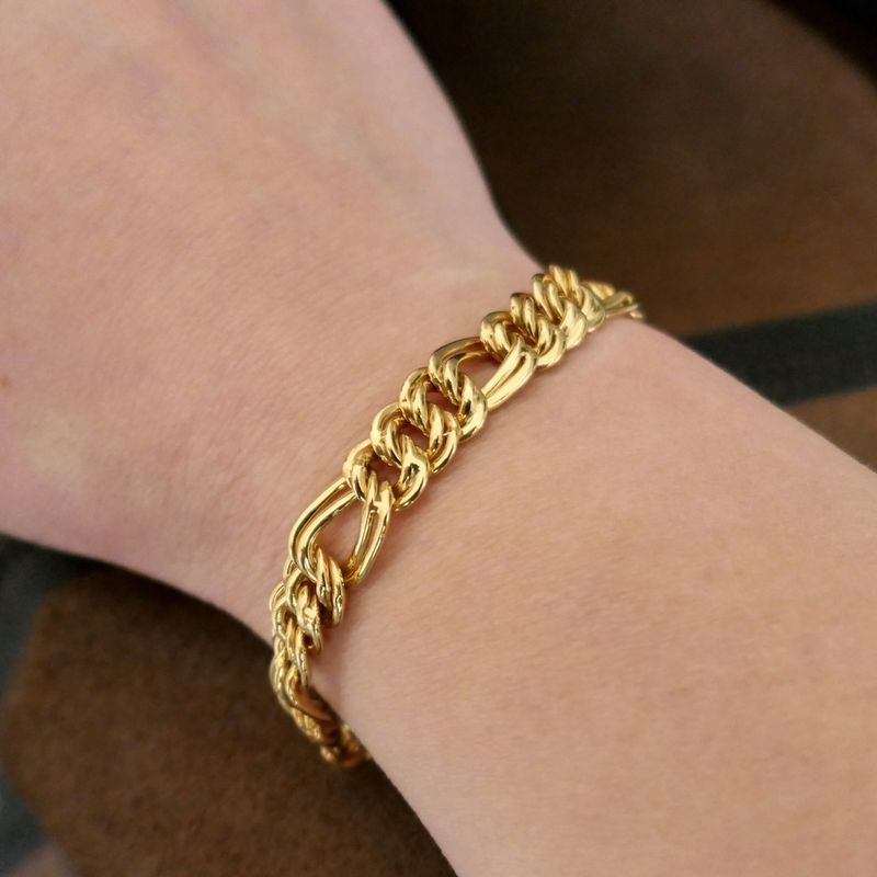 Image 10 of Gold flat Prince of Wales link bracelet
